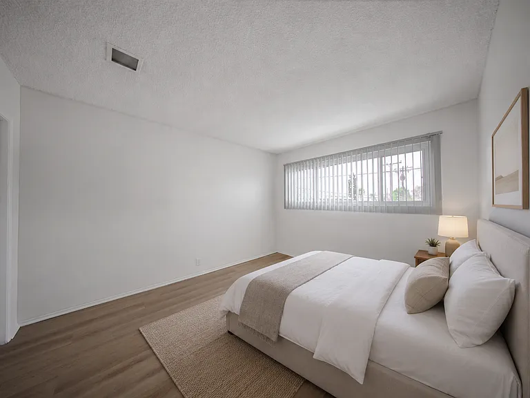 4122 Deeboyar Ave — Photo 9