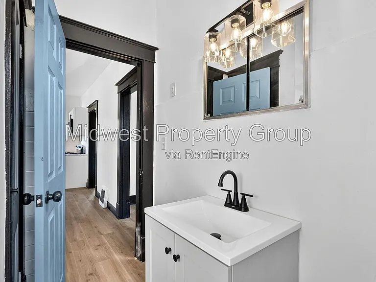 11560 Old Halls Ferry Rd — Photo 23
