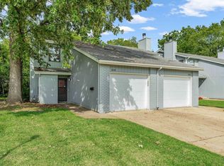 3654 SW Oak Pkwy, Topeka, KS 66614