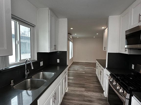 4th image of 1953 Selby Ave APT 7