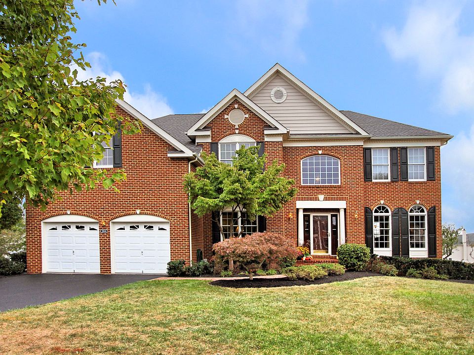 1st image of 22626 Leithtown Mill Ct