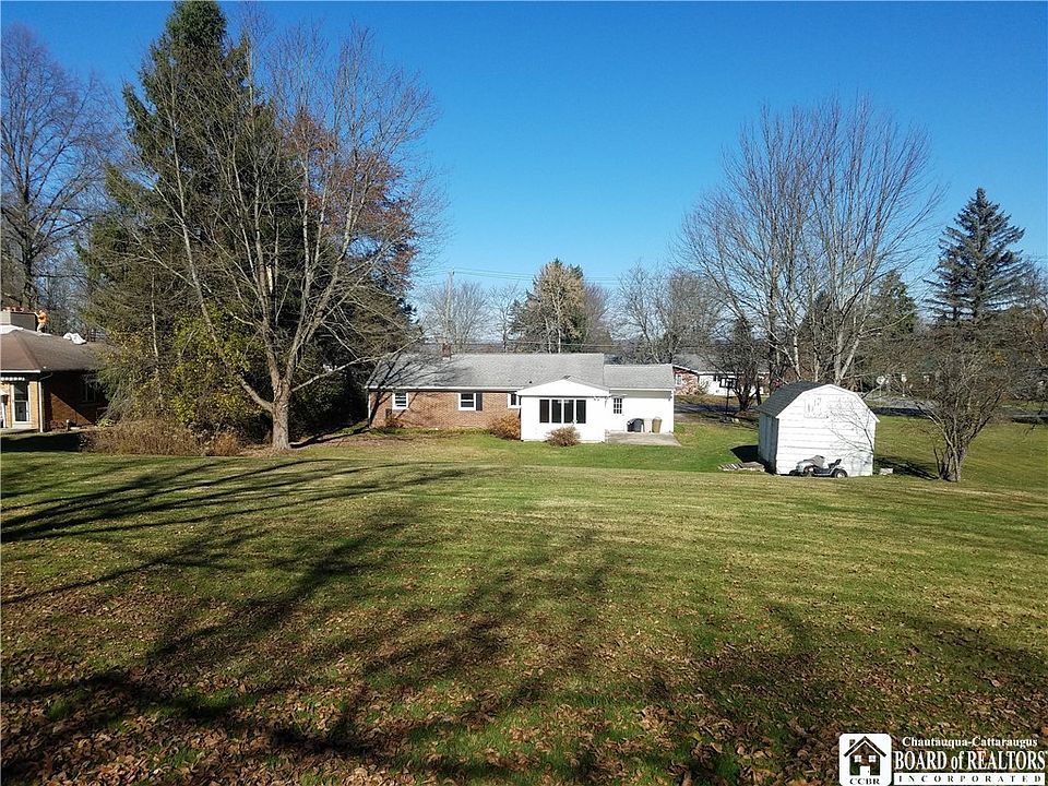 425 Hunt Rd, Jamestown, NY 14701 Zillow
