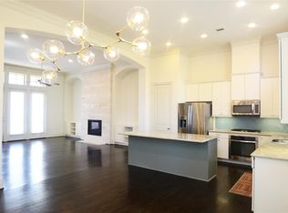 1608 Wrenwood Lks, Houston, TX 77043