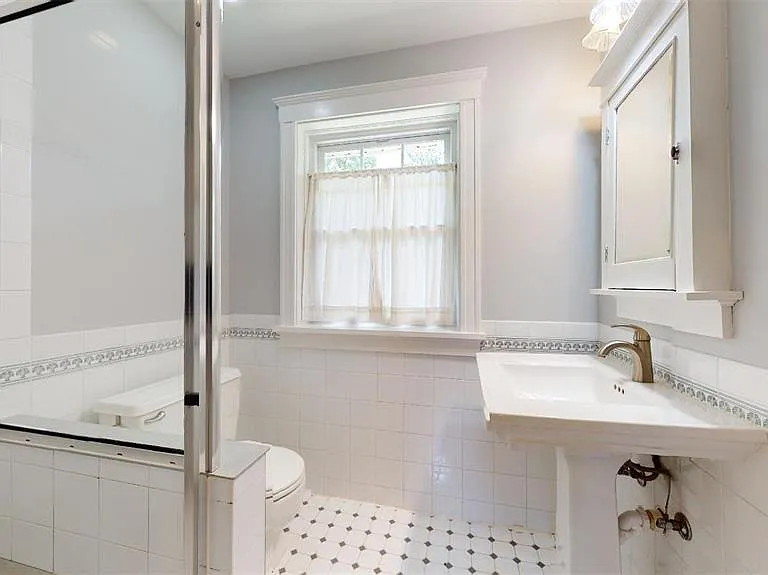 6637 Waterman Ave — Photo 24