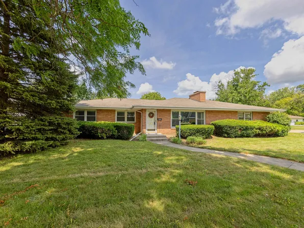 2131 Mount Zion Ave, Janesville, WI 53545