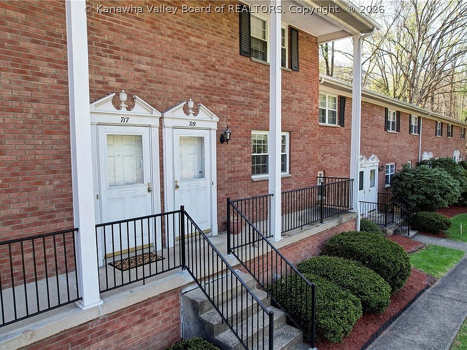 1st image of 717 Castlegate Rd
