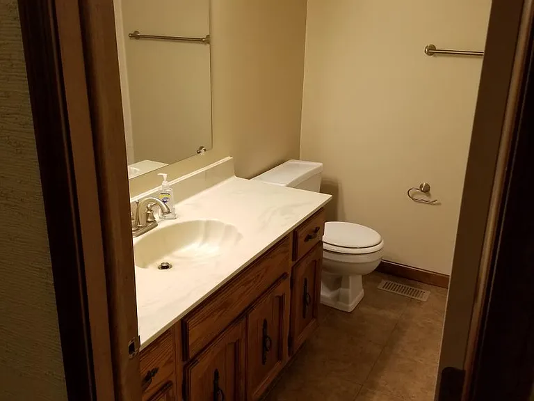 4640 Woodshire Dr — Photo 14