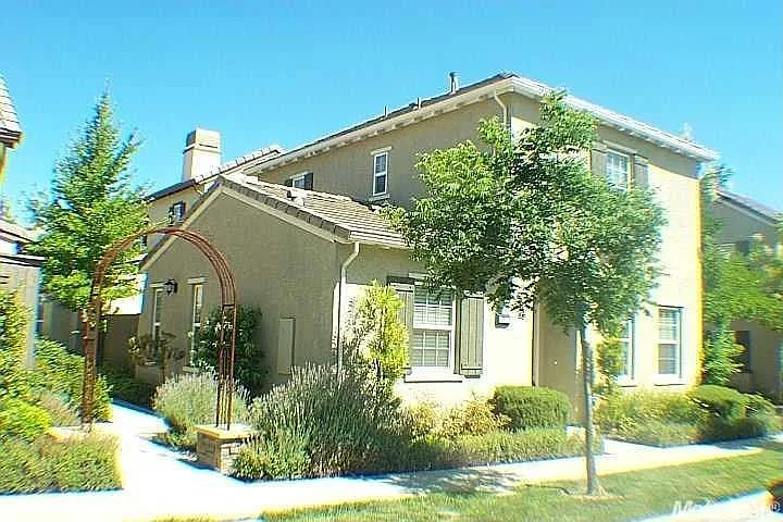 79 Chambord Way photo 1