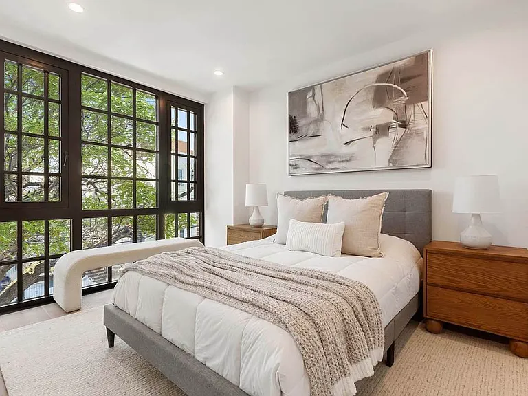 25-23 Newtown Ave #3B — Photo 4