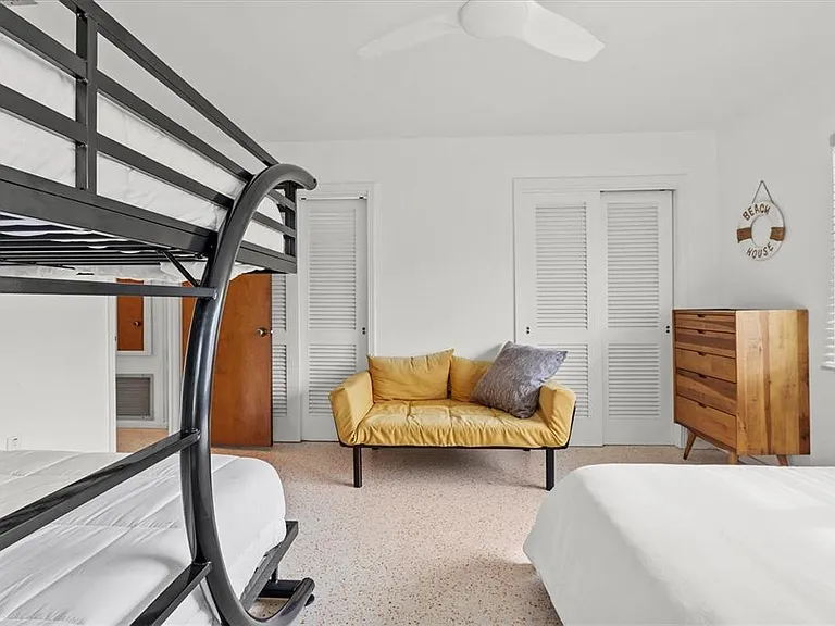 2473 Davis Blvd — Photo 49