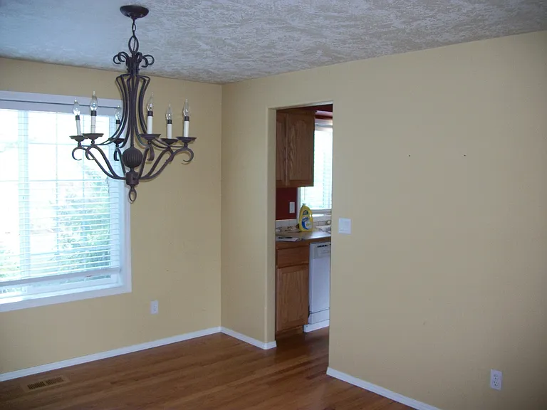2187 NE Grandhaven St — Photo 4