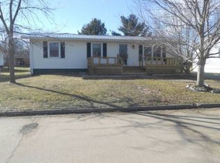 134 Maple Dr, Mediapolis, IA 52637