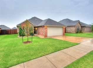 4113 NW 154th St, Edmond, OK 73013