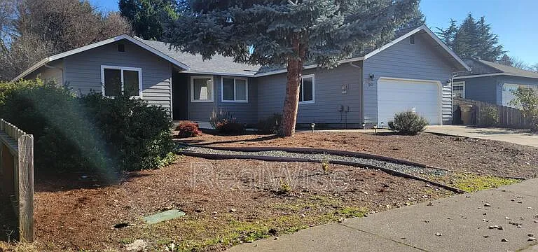 1267 Ironwood Dr — Photo 1