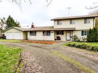 20667 N Coburg Rd, Harrisburg, OR 97446