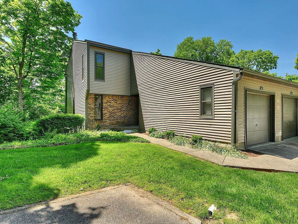 1st image of 902 Wilderness Hill Ct