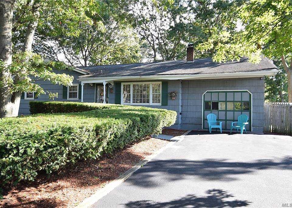 1st image of 6 Robinson Ave
