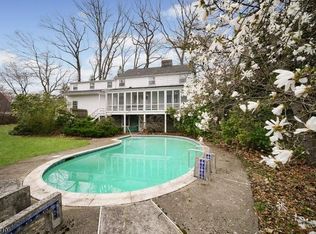 15 Old Fort Rd, Bernardsville, NJ 07924