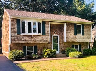 115 Old Pine Rd, Narragansett, RI 02882
