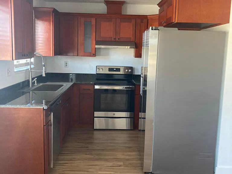215 Hillcrest Ave #1 — Photo 11