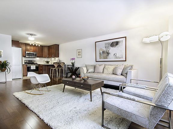 2nd image of 220 E 60th St APT 2B