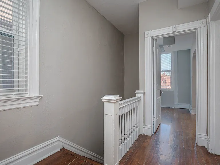 2310 Russell Blvd #A — Photo 3