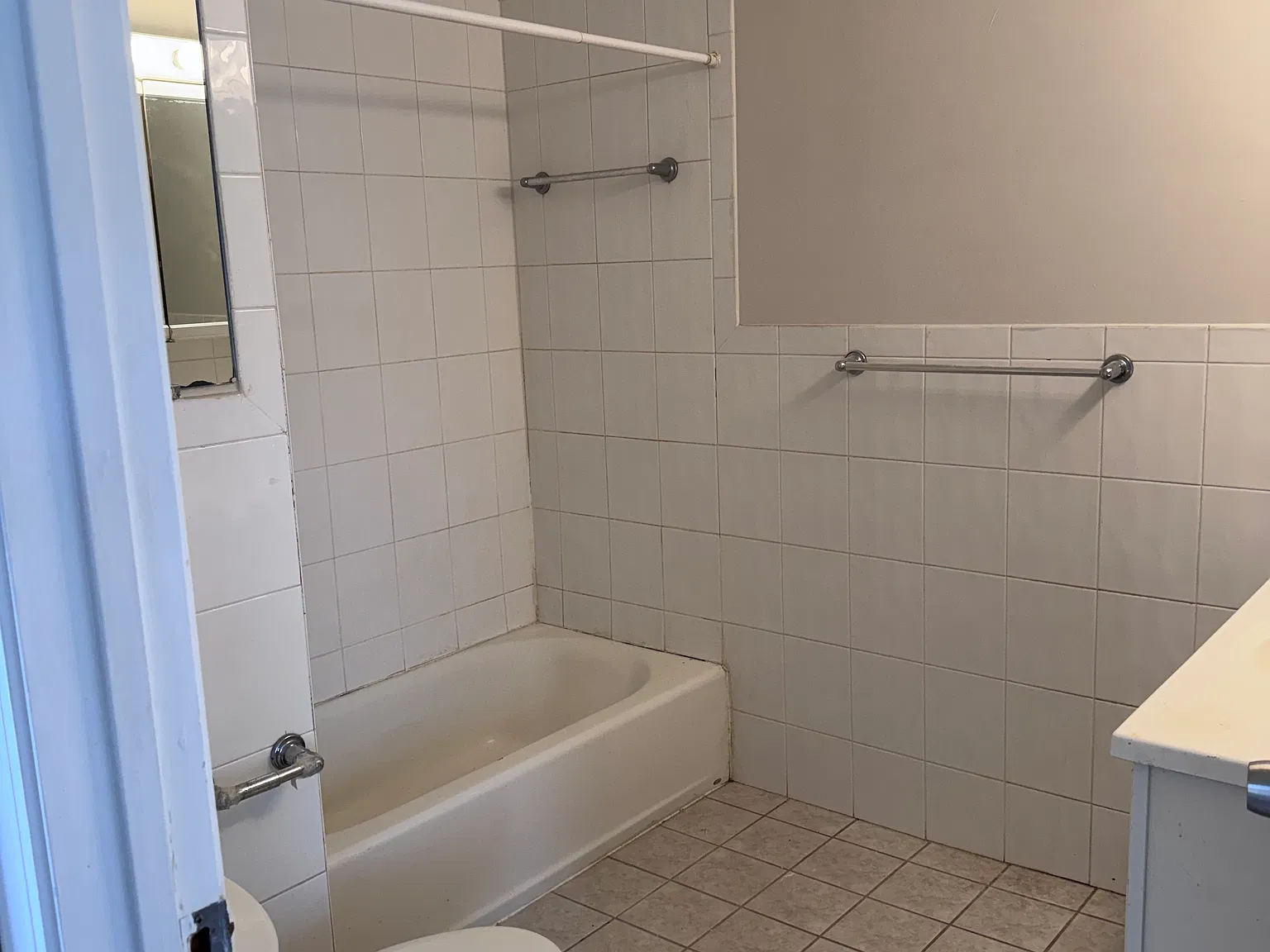 1 bed, 600 sqft, $1,500 — Photo 3