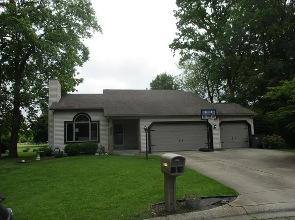 22715 Fair Oaks Ct, Elkhart, IN 46514