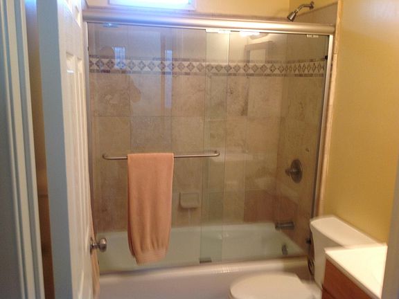 4th image of 2746 Gladys Ave