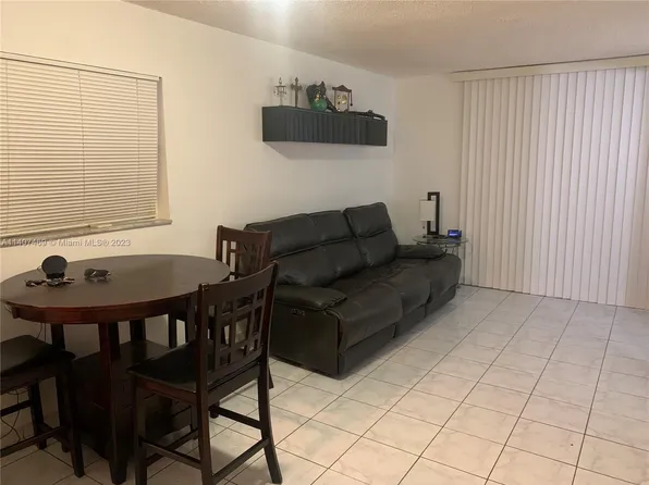 (undisclosed Address), Miami, FL 33157