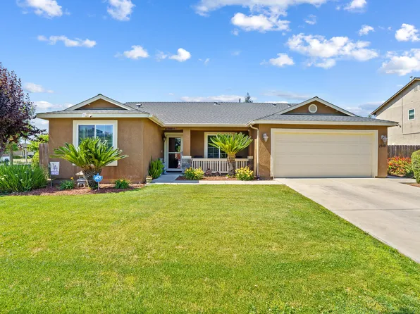 1910 Roussanne Avenue, Tulare, CA 93274