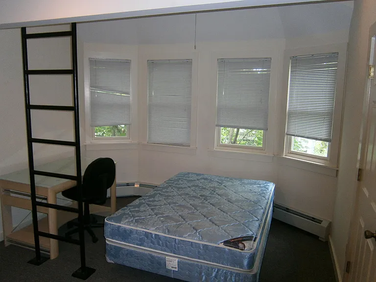 123 Highland Pl #3 — Photo 5