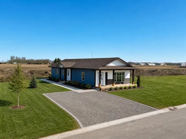 10406 S 105a Ave, La Crete, AB T0H 2H0