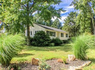 7 Tompkins Rd, Yorktown Heights, NY 10598