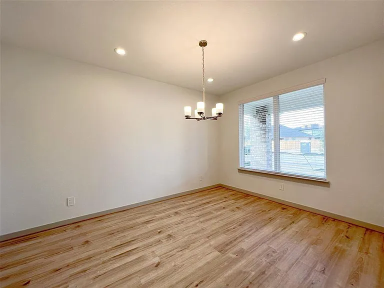 29207 Red Rocks Park Dr — Photo 3