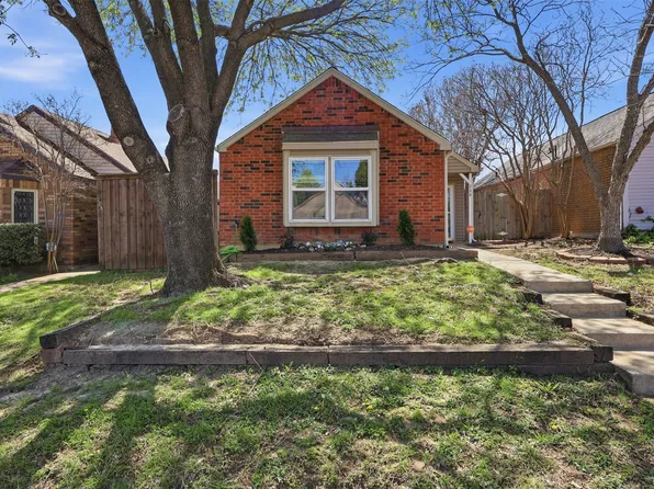 230 Teakwood Ln, Lewisville, TX 75067