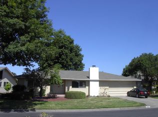 325 Oak Leaf Cir, Santa Rosa, CA 95409
