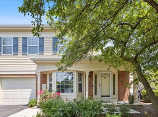 202 Bent Creek Ct, Palatine, IL 60067