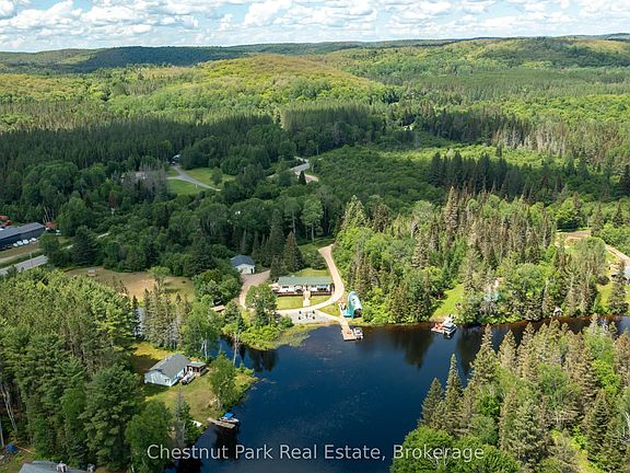 4th image of 37 Rose Dr