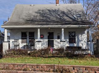 605 Woodridge St NE, Grand Rapids, MI 49505