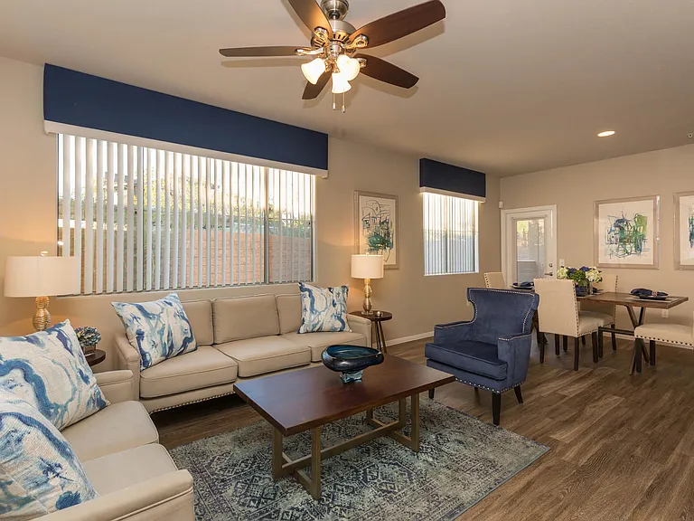 2b2 1182 SQFT 2 Bed 2 Bath