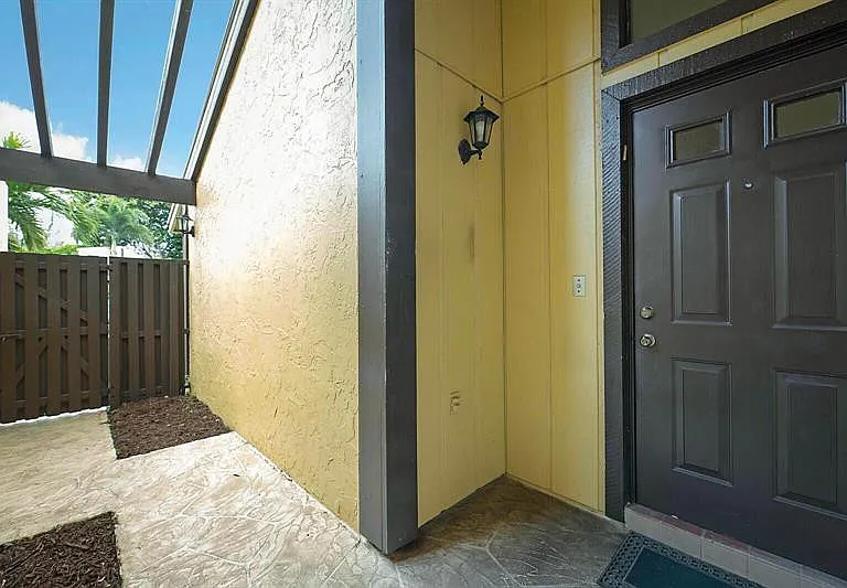 11781 Timbers Way — Photo 3