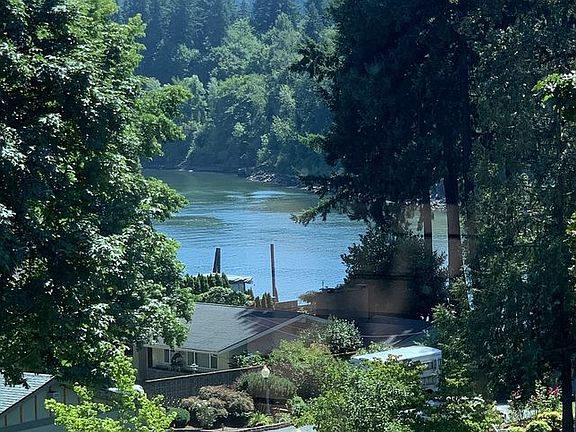2nd image of 16002 SE River Forest Pl
