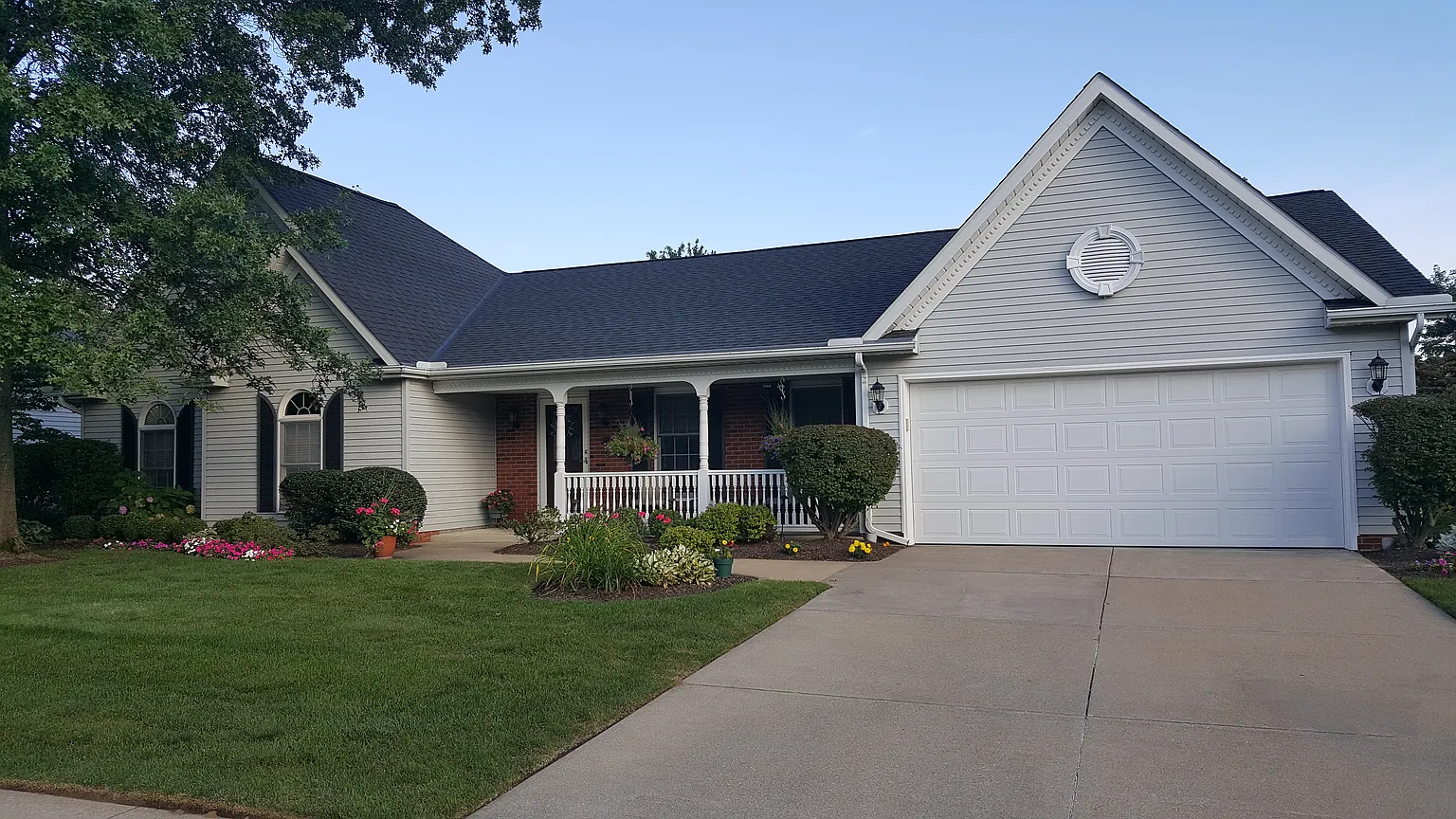 9585 Lismore Ln photo 1