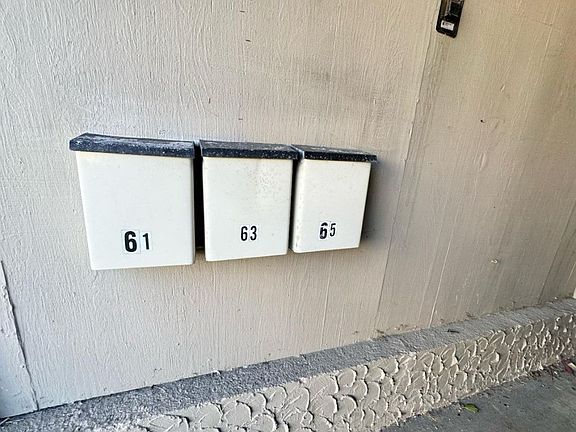 2nd image of 65 Lausanne Ave