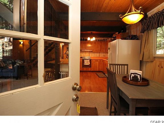 3rd image of 1391 Greensboro Way