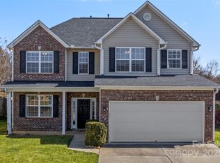 139 Yadkin Rd, Fletcher, NC 28732