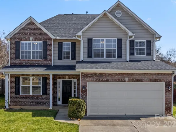 139 Yadkin Rd, Fletcher, NC 28732