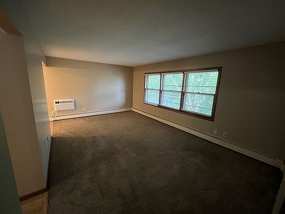 2nd image of 505 Wheelock Pkwy E APT 1