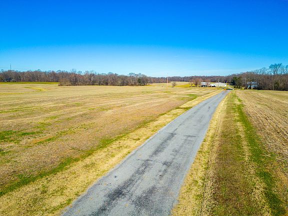 4th image of 6841 Highway 41 N